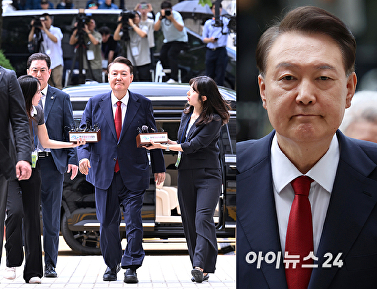 [아이포토] '재구속 갈림길' 윤석열 전 대통령, 구속영장심사 직접 출석