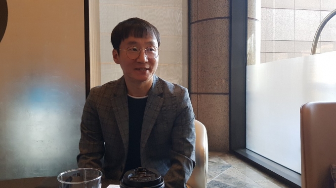 양민영 해피툭 대표가 대만에 진출한 모바일 게임 '이카루스M'에 대해 소개하고 있다. [사진=위메이드]