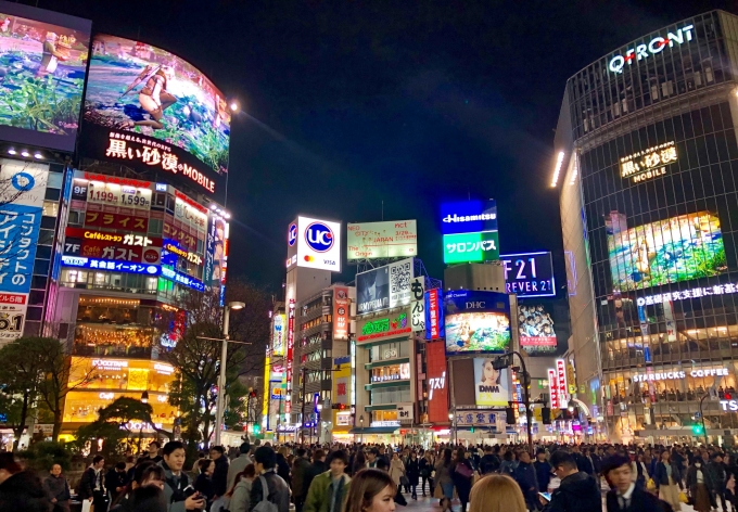 일본에서 진행 중인 '검은사막 모바일' 옥외 광고. [사진=펄어비스]