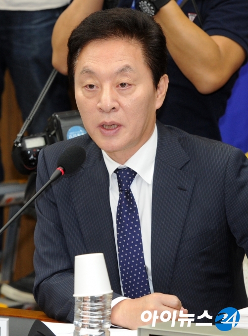 정두언 전 자유한국당 의원 