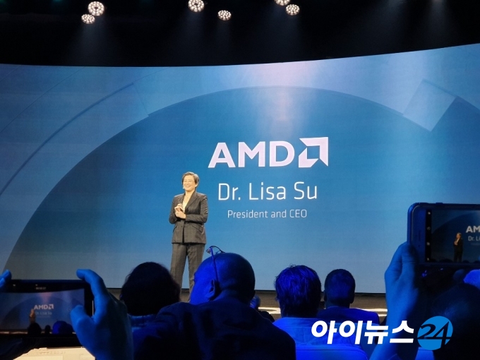 리사 수 AMD CEO.