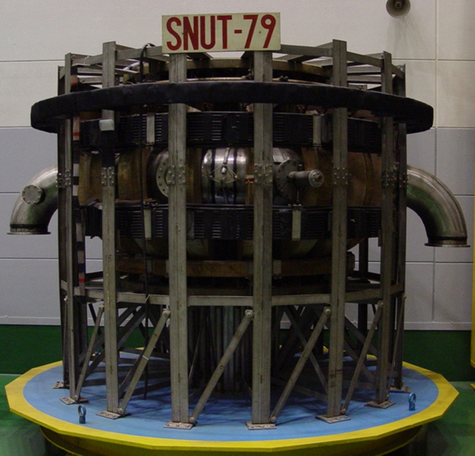 국가중요과학기술자료 1. 핵융합 플라즈마 발생장치 SNUT-79 [국가핵융합연구소]