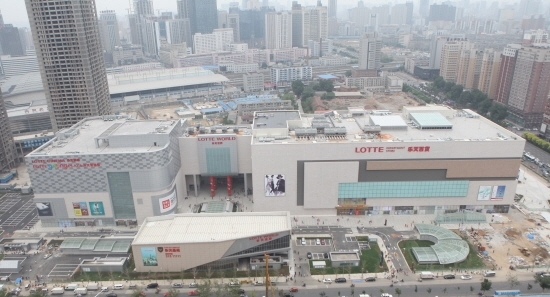 중국 랴오닝성에 위치한 선양 롯데타운 전경. 선양 롯데백화점은 지난 4월 폐점했다. [사진=롯데지주]