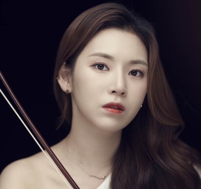 올 가을을 물들일 제2회 어텀실내악페스티벌(Autumn Chamber Music Festival)이 오는 10월 20일(화)과 23일(금) 롯데콘서트홀과 예술의전당 IBK챔버홀에서 열린다. 젊은 첼리스트 박유신이 음악감독을 맡는다.