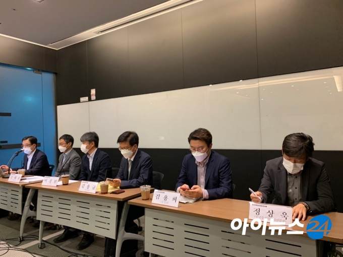 정보통신정책학회는 17일 서울 종로구 페럼타워에서 '주파수의 효율적 이용을 위한 재할당 정책방향' 특별세미나를 개최했다