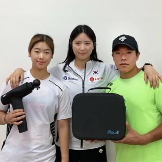왼쪽부터 크로스컨트리 국가대표 이지예 선수, 김나연 의무 트레이너, 김민우 선수
