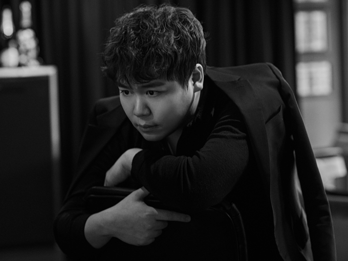 피아니스트 김재원이 3집 앨범 ‘음악을 그리는 화가’를 발매했다. 메인 타이틀곡 ‘음악을 그리는 화가’ 등 모두 6곡이 수록됐다.