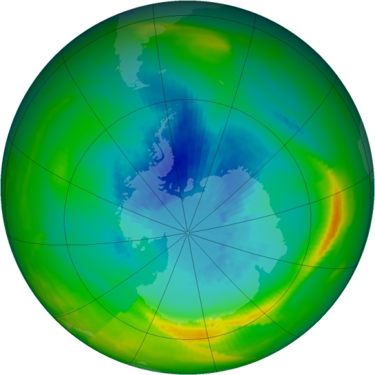 ▲1979년 남반구 오존홀. 냉매로 사용되는 프레온 가스 등의 배출로 오존홀이 얇아지면서 구멍처럼 보이는 현상이다. 오존층이 얇아지면 자외선이 그대로 대기권을 통과해 생태계에 큰 영향을 미친다.  [NOAA]