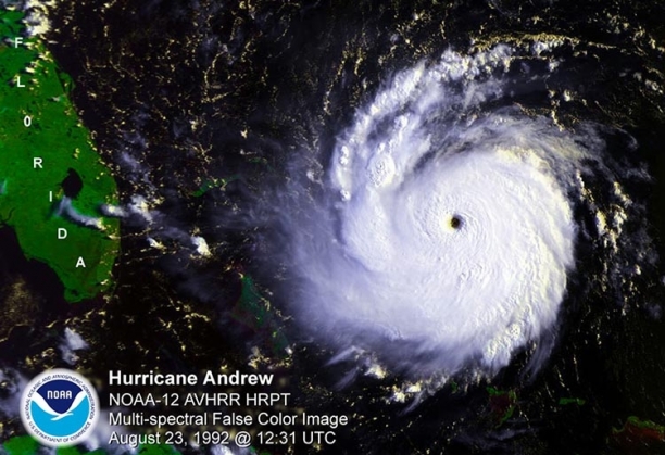 ▲1992년 발생한 허리케인 앤드류는 중심 부근 최대 풍속이 초속 77m에 달했다.   [NOAA]