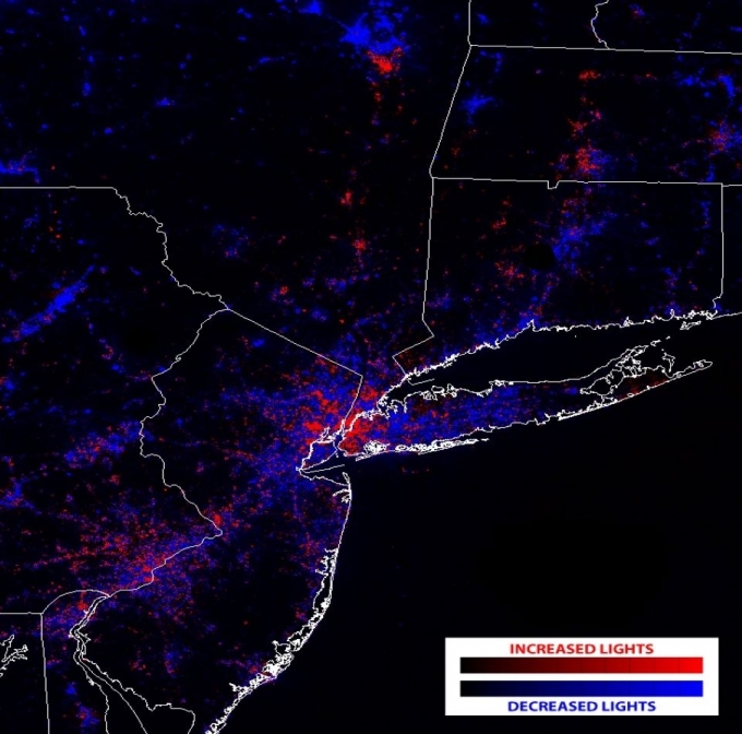 ▲2020년 촬영한 미국 뉴욕시의 밤. 코로나19 대유행 전후로 야간조명이 줄어든 것으로 나타났다. [NOAA]