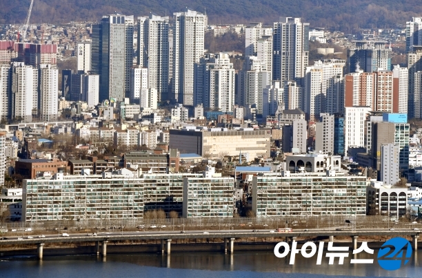 서울 도심 아파트 단지 전경. [사진=정소희 기자]