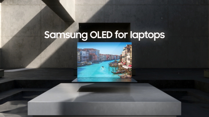 OLED 노트북 홍보영상 1편 유튜브 화면 [사진=삼성디스플레이]