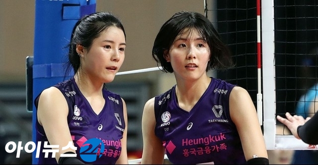 흥국생명 여자배구단의 '쌍둥이 자매' 이재영(왼쪽)과 이다영. [사진=아이뉴스24 DB]
