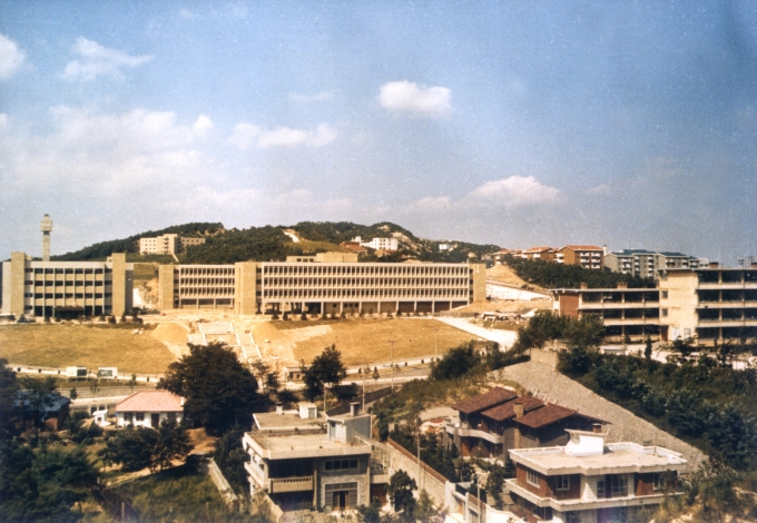 1970년대 한국과학원 시절 홍릉 캠퍼스 전경 [사진=카이스트]