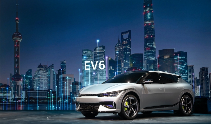 중국에서 처음 공개된 기아 전용 전기차 'EV6'. [사진=기아]