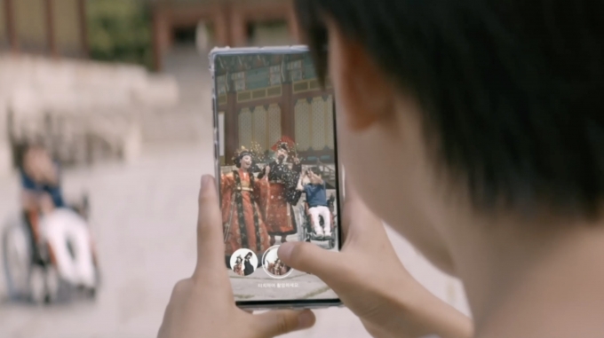 SK텔레콤이 대한민국 대표 유네스코 유산 '창덕궁'을 증강현실(AR)로 체험할 수 있도록 만든 앱 '창덕아리랑'이 상을 받았다. [사진=SKT]