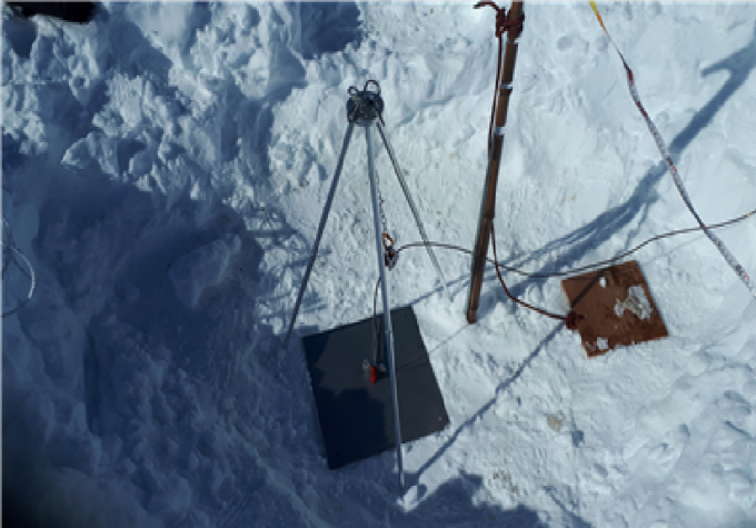남극 빙하 시추공 온도측정.  [사진=안진호교수 연구실]