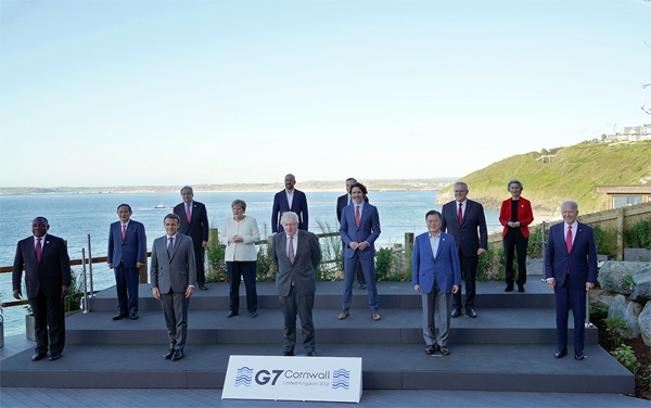 G7 국가의 정상급 개발은행들이 14일 향후 4년 동안 아프리카 회사 및 개발 프로젝트에 800억 달러의 지원을 약속했다고 영국 로이터 통신이 보도했다.  [사진=BBC]