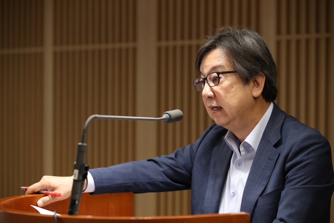 8일 조동철 한국은행 금융통화위원이 서울 중구 한국은행 본관에서 물가안정과 금융안정을 주제로 기자간담회를 진행하고 있다. [사진=한국은행]