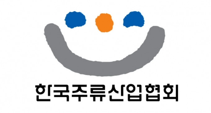 한국주류산업회가 '리베이트 쌍벌제' 도입을 촉구하고 나섰다.