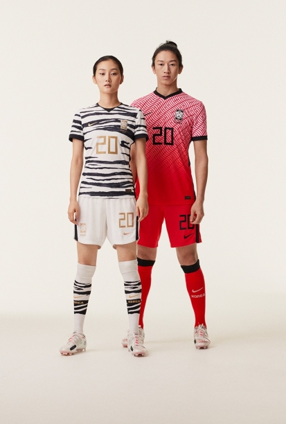 나이키가 6일 발표한 대한민국 축구대표팀의 새 유니폼. [사진=나이키]