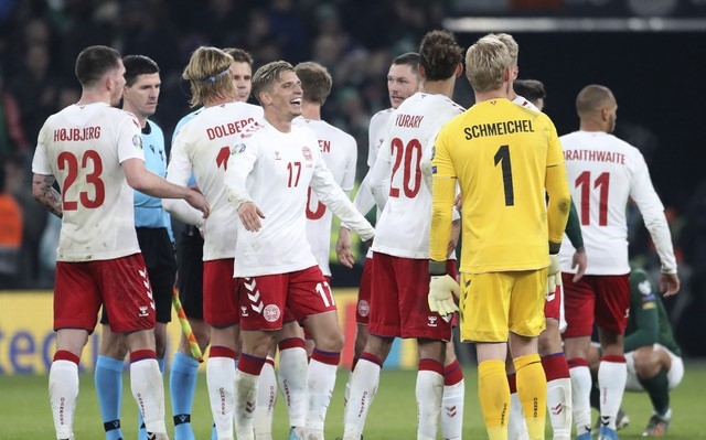  덴마크 프로축구리그에서 코로나19 확진자와 접촉한 브뢴뵈 선수와 코치 및 구단 스태프가 자가 격리에 들어갔다. 사진은 유로 2020 예선에 참가한 덴마크축구대표팀(기사 내용과 관계 없음). [사진=뉴시스]