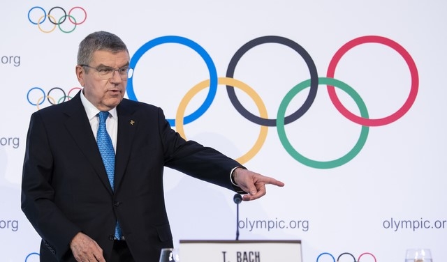  토마스 바흐 IOC 위원장이 23일(한국시간) 열린 IOC 긴급 집행위원회를 통해 2020 도쿄올림픽 연기를 포함한 방안에 대한 논의를 시작했다. [사진=뉴시스]