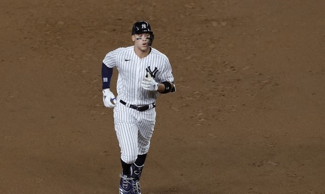 뉴욕 양키스 애런 저지가 지난주 5경기 연속 홈런을 쳐 아메리칸리그 이주의 선수에 선정됐다. [사진=뉴시스]