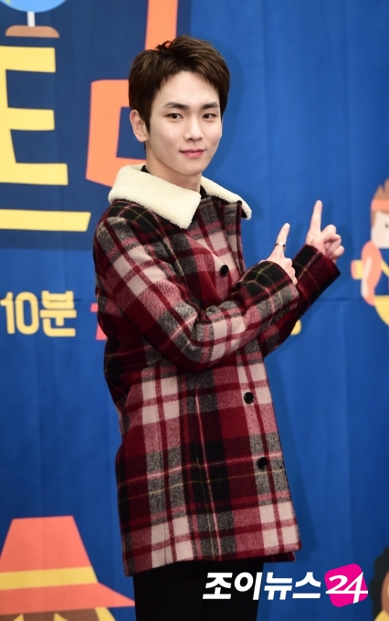 샤이니 키가 tvN 예능 프로그램 '서울메이트2' 제작발표회에서 포즈를 취하고 있다. [사진=정소희기자 ]
