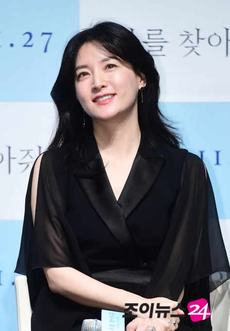 배우 이영애가 영화 '나를 찾아줘'(감독 김승우) 제작보고회에 참석했다. [사진=정소희 기자]