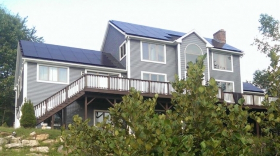 미국 뉴햄프셔주 주택에 설치된 태양광 모듈  [한화큐셀 ]