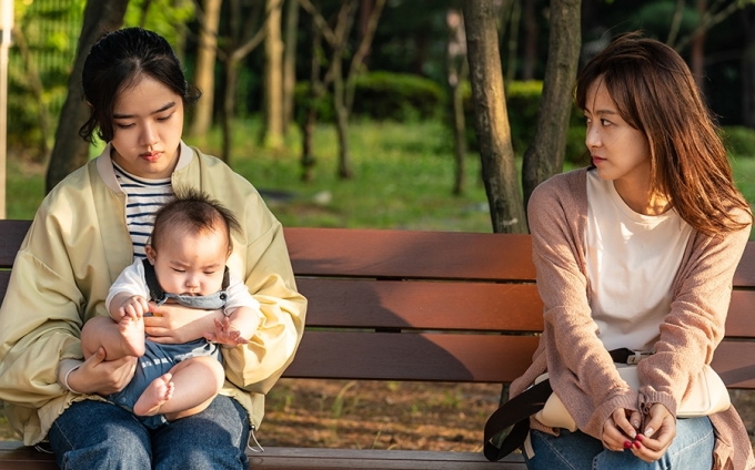김향기, 류현경, 염혜란 출연 영화 '아이'가 2월 10일 개봉된다. [사진=롯데엔터테인먼트]
