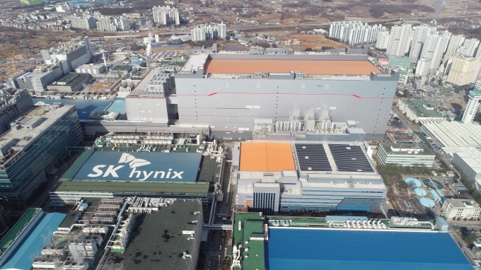 SK하이닉스는 1일 경기도 이천 본사에서 M16 준공식을 개최했다. [사진=SK하이닉스]