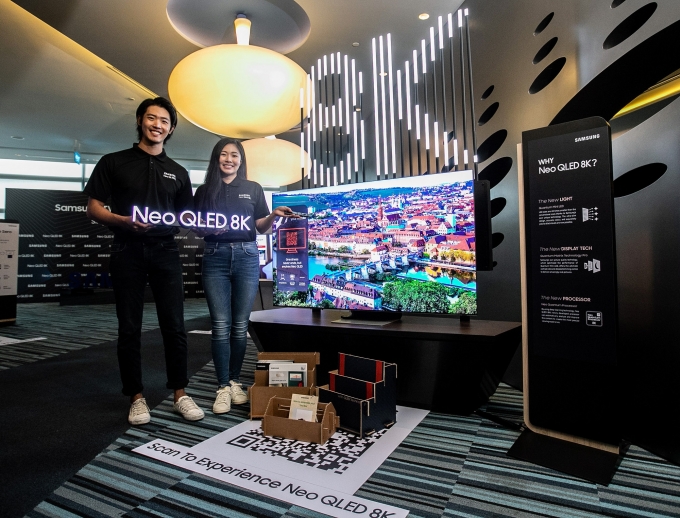 삼성전자는 24일(현지시간) 싱가포르에서 네오 QLED를 비롯한 2021년 TV 신제품을 출시하고, 현지 미디어와 거래선을 대상으로 체험 행사를 진행했다. [사진=삼성전자]
