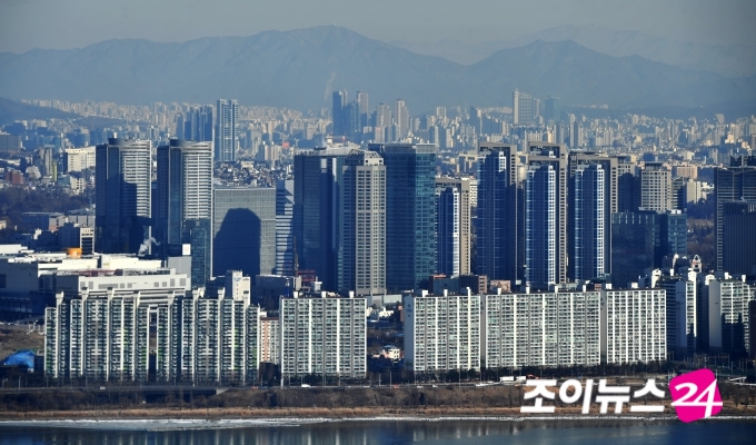 서울 아파트 평균 매매가가 7개월 만에 11억 원을 돌파했다.   [사진=정소희 기자]