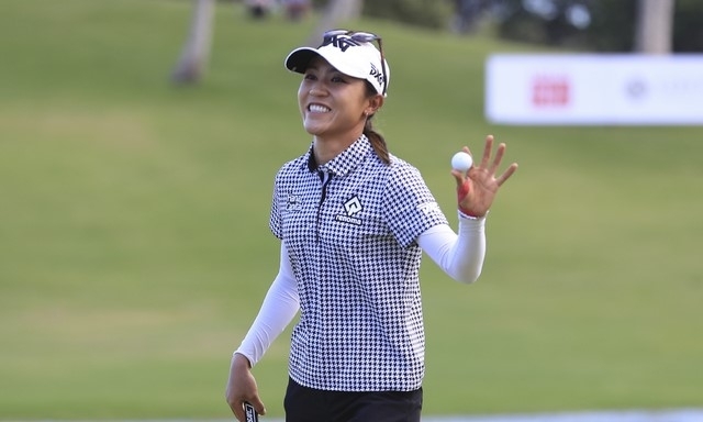 지난 18일(한국시간) 열린 LPGA 투어 롯데 챔피언십에서 우승을 차지한 리디아 고는 19일 발표된 여자 골프 세계랭킹에서 7위에 올랐다. 3년 2개월 만에 톱10에 진입했다. [사진=뉴시스]