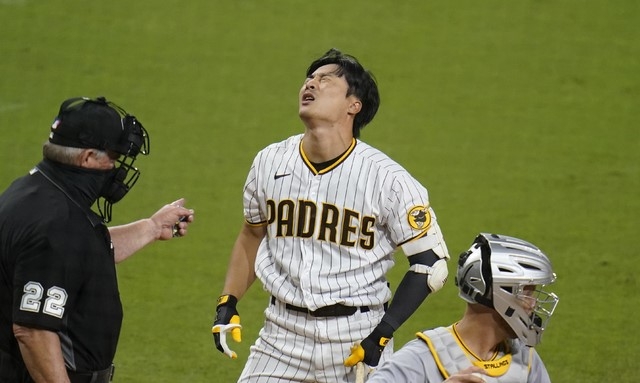 MLB 샌디에이고에서 뛰고 있는 김하성은 9일(한국시간) 샌프란시스코와 원정 경기에 대타로 나와 좌익수 뜬공에 그쳤다. 그는 4경기 연속 무안타로 침묵했다. [사진=뉴시스]