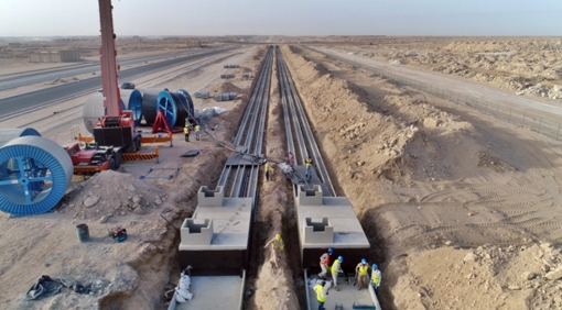 대한전선은 카타르 국영 수전력청과 퍼실리티-E 송전 시스템 확충 공사를 계약했다고 11일 밝혔다. 사진은 쿠웨이트 전력망 구축 현장.  [사진=대한전선 ]