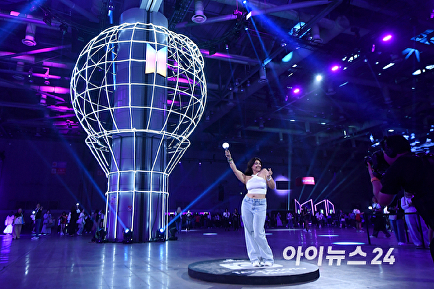 [아이포토] 방탄소년단과 아미의 특별한 축제 'BTS FESTA'