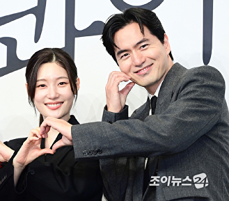 '에스콰이어' 이진욱X정채연, 변호사 선후배 케미