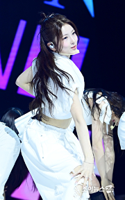 앳하트 봄, 심쿵 꿀보이스