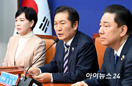 모두발언하는 정청래 대표