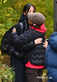 '우리딸, 잘하고 와'