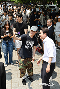 이준석 후보, 시민들과 포토타임