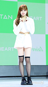 앳하트 케이틀린, 인형 비주얼