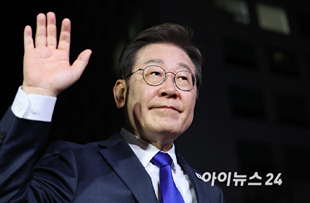 당사 도착한 이재명 후보