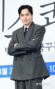 '에스콰이어' 이진욱, 미남 변호사 프로필 그 자체