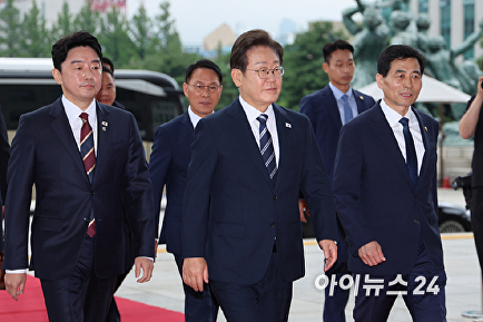 국회 도착한 이재명 대통령
