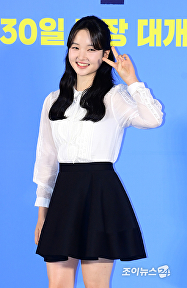 '좀비딸' 최유리, 무해한 꽃미소