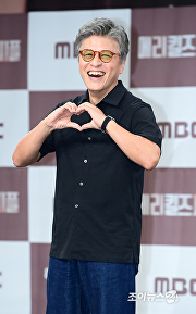'메리 킬즈 피플' 권해효, 푸근한 미소가 매력
